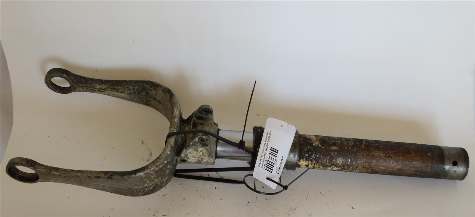 nose gear strut Cessna 150 Heavy Duty Nose Gear Strut Assembly 0442501-9 0543008-5 044 – kilpart.com