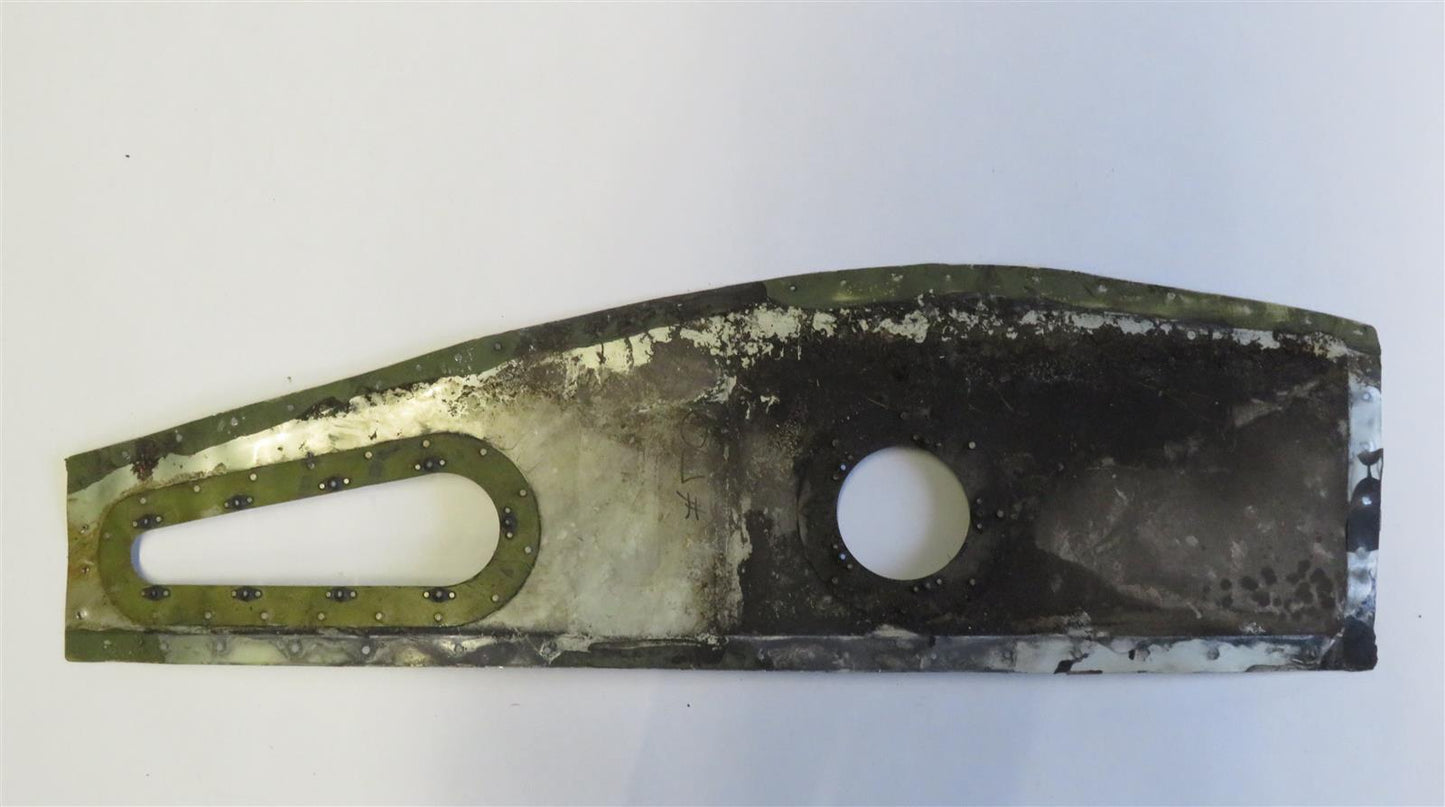 Piper PA-46-310P Malibu FAIRING ASSEMBLY Bottom Wing To Fuselage Left 84666-02 84666-002