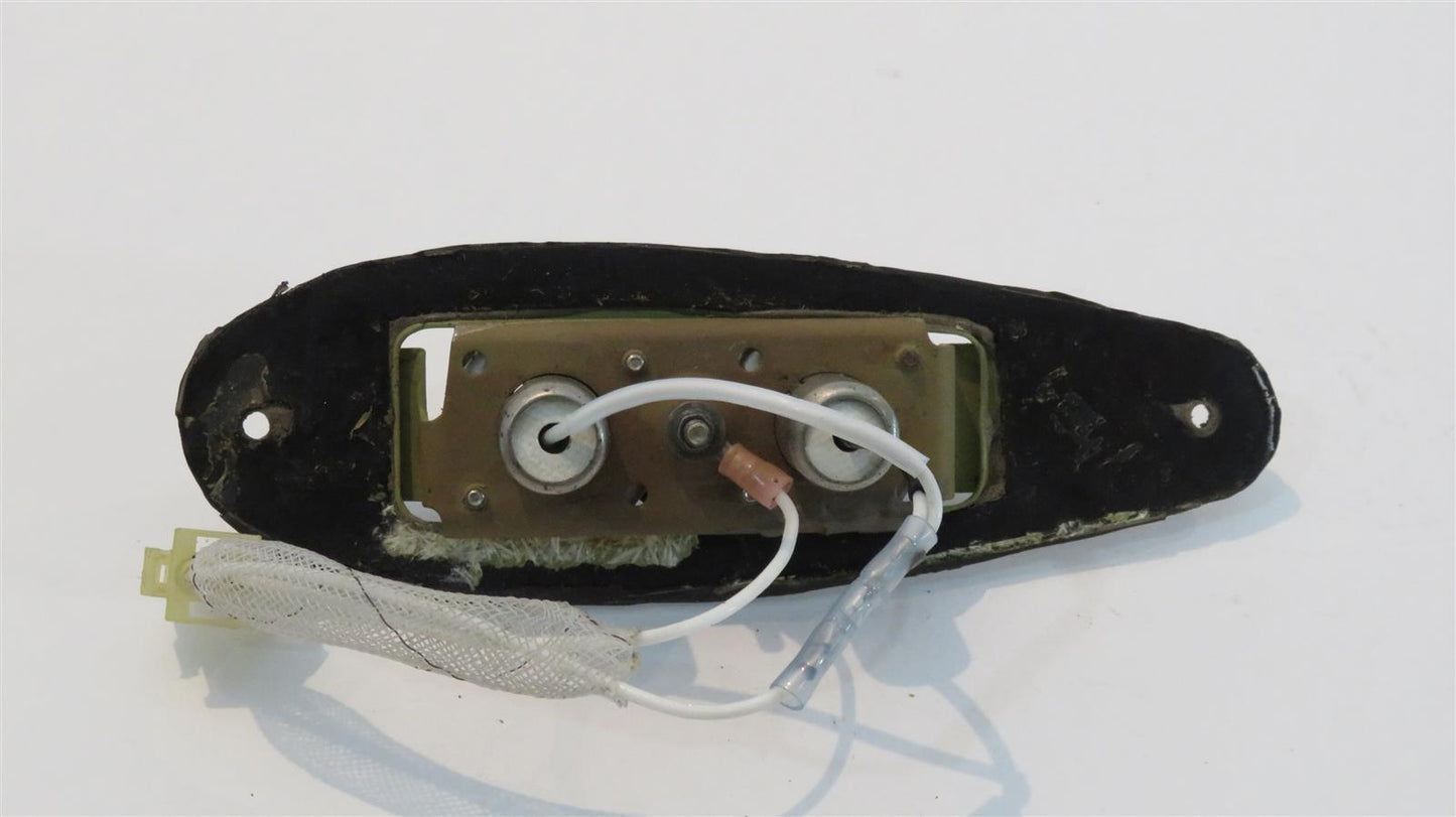 Hawker 125-700 800 Fin Logo Light Lamp Housing RH 25-7TP25-2 or 00033190-106