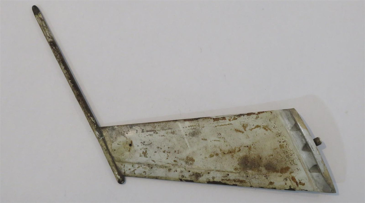 Chelton VHF Blade Antenna With Top Tube 16-21B