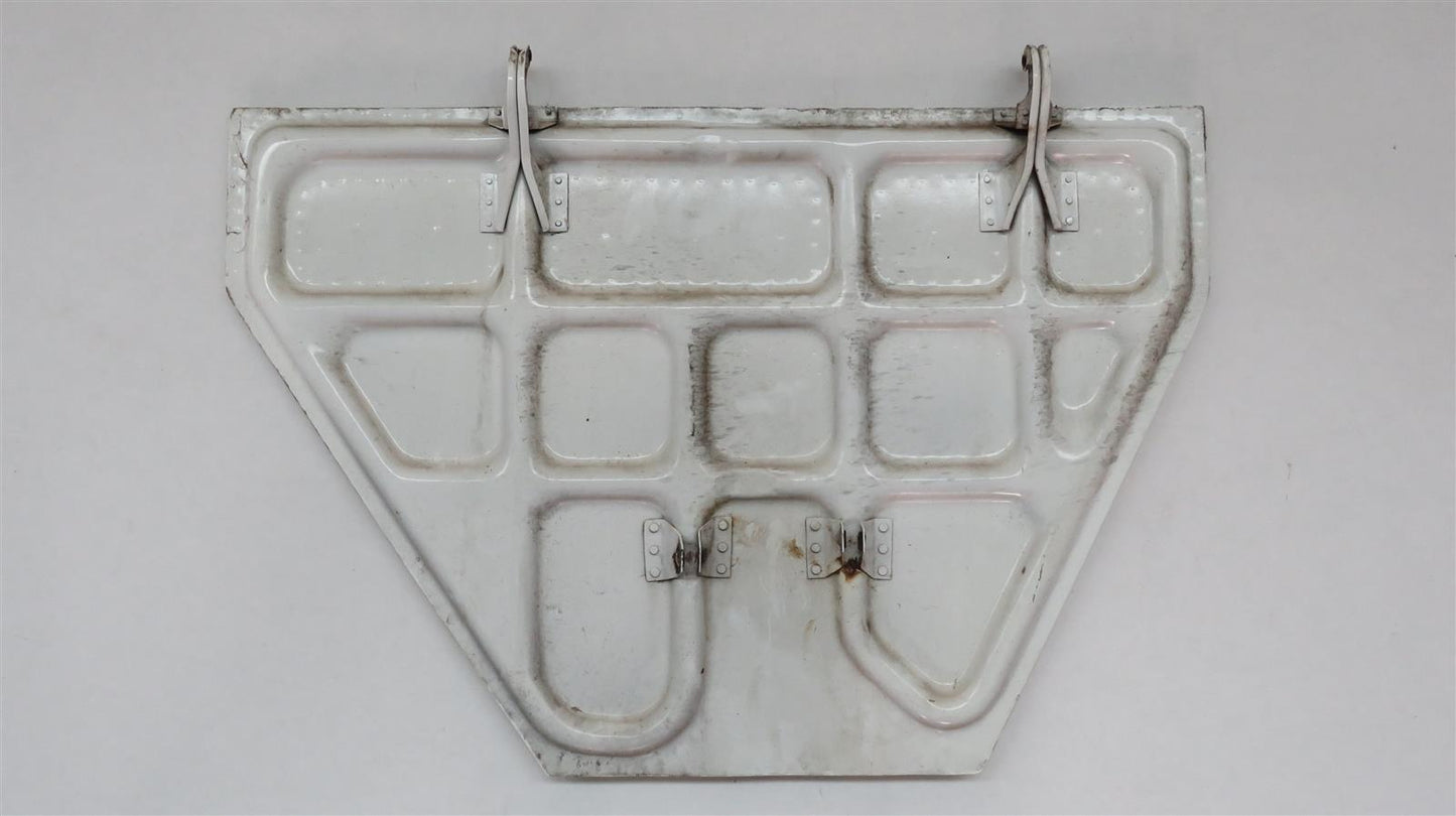 Beechcraft 95-B55 Baron LH Outboard Main Landing Gear Door 35-815055-68