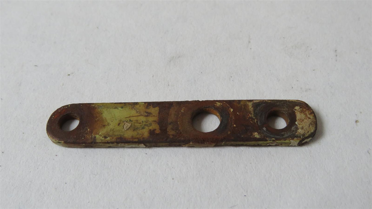 Beechcraft 95-B55 Baron LH Aileron Trim Tab Arm 45-135039-1