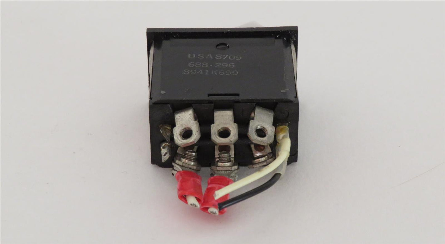 Piper PA-46-310P Malibu Aux Cabin Heat Switch 688-296 8941-K699