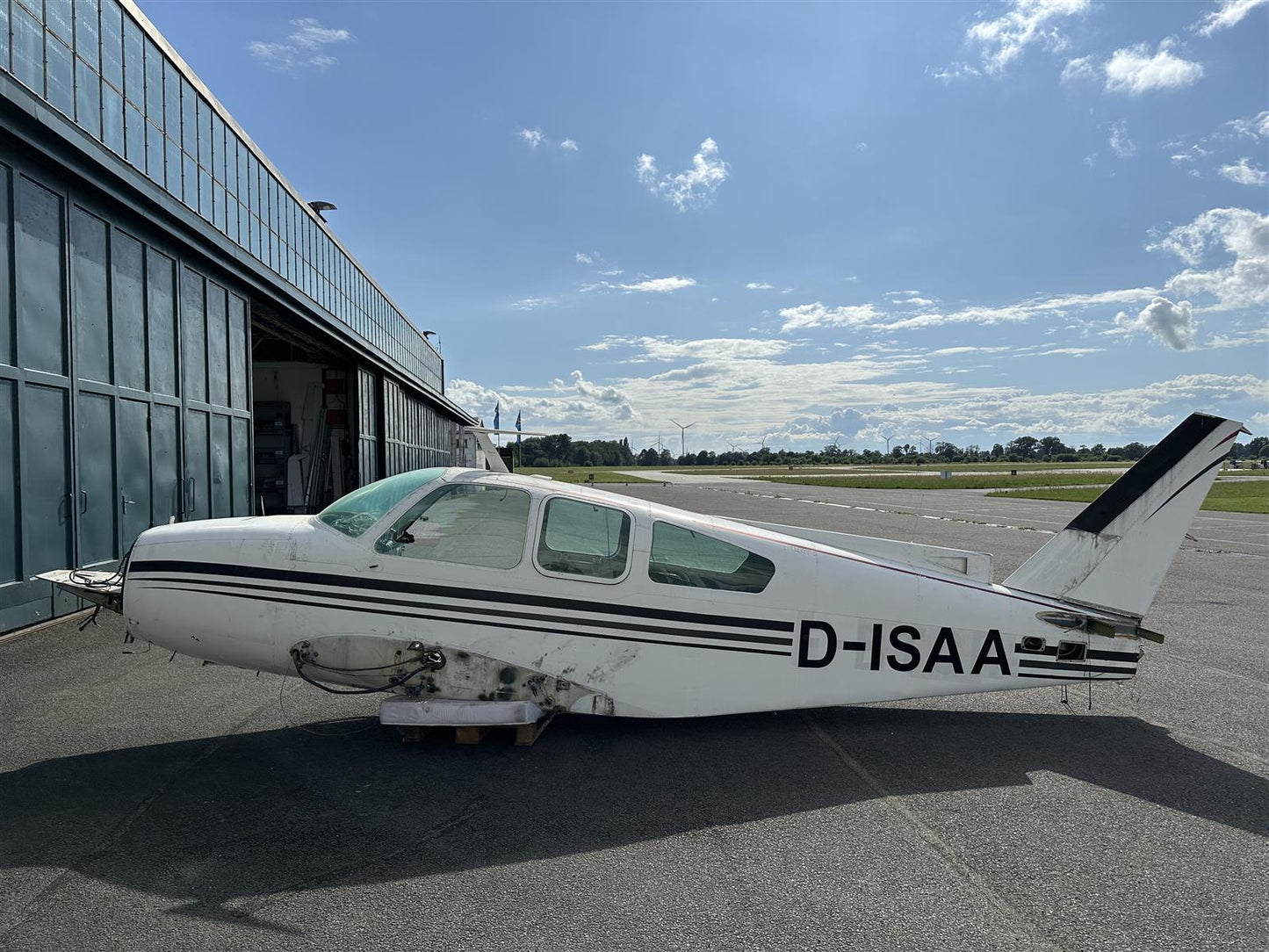 1970 Beechcraft 95-B55 Baron Fuselage with Logbooks No Damage