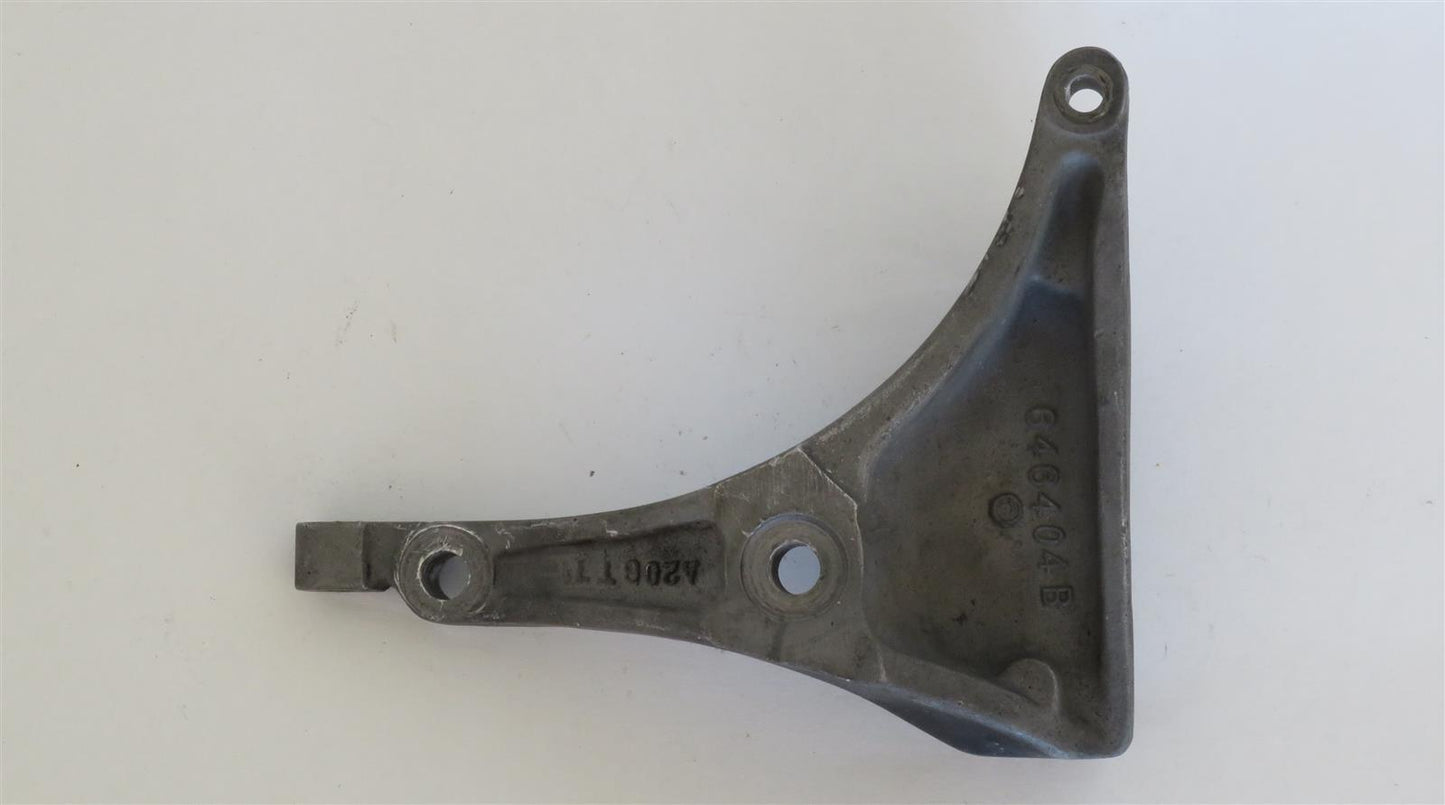 Piper PA-46-310P Malibu TSIO-520-BE Bracket Assembly Alternator 646404 B 646405 Bushing 643934