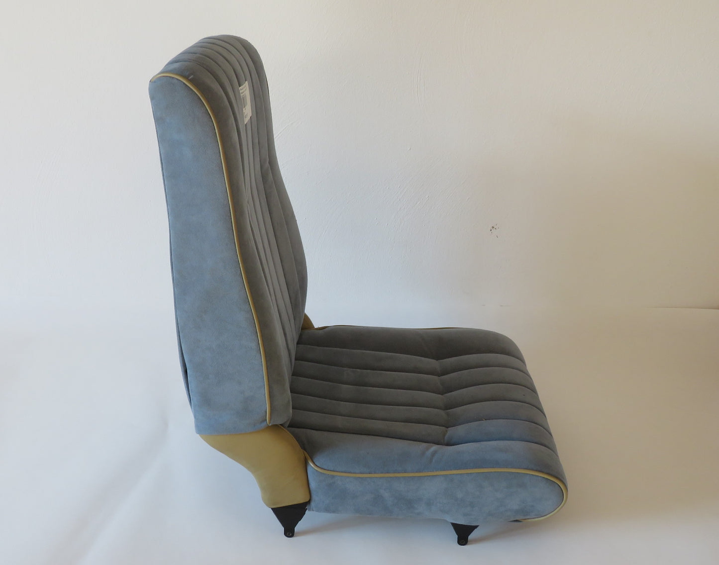 Piper PA-46-310P Malibu SEAT ASSEMBLY Front adjustable right without Base 85107-03 85107-003