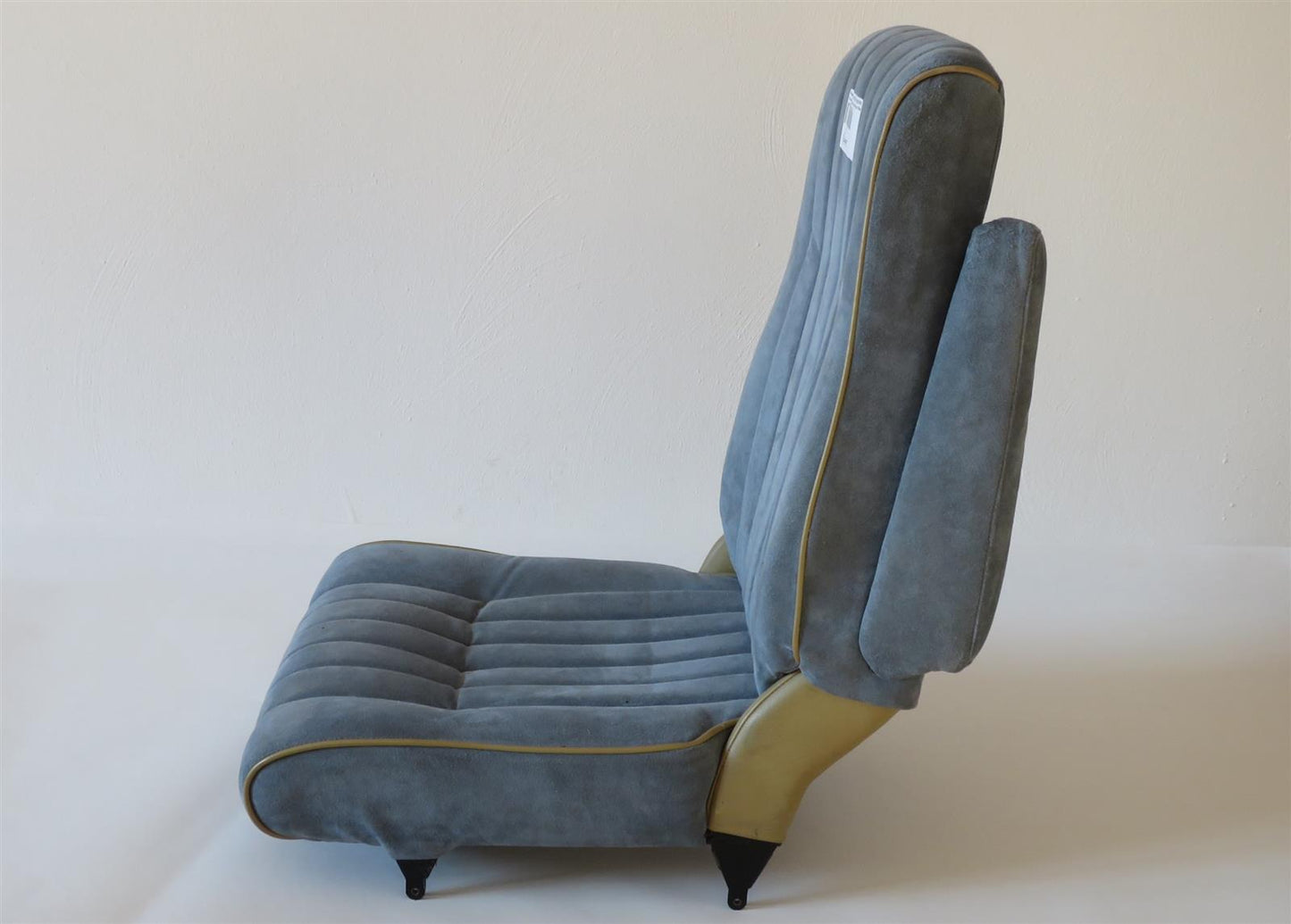 Piper PA-46-310P Malibu SEAT ASSEMBLY Front adjustable right without Base 85107-03 85107-003