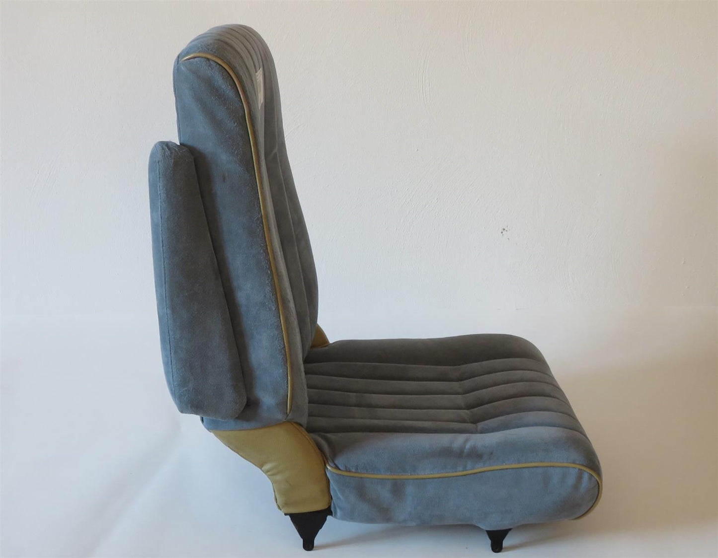 Piper PA-46-310P Malibu SEAT ASSEMBLY Front adjustable left without Base 85107-02 85107-002