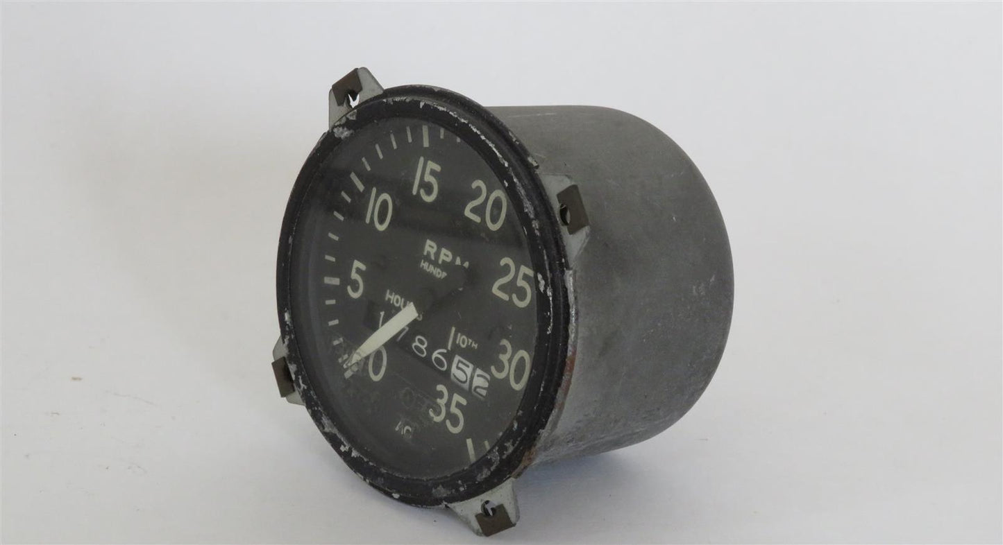 Cessna 150 Continental O-200 Recording Tachometer RPM S1305N7 or C661080-0101