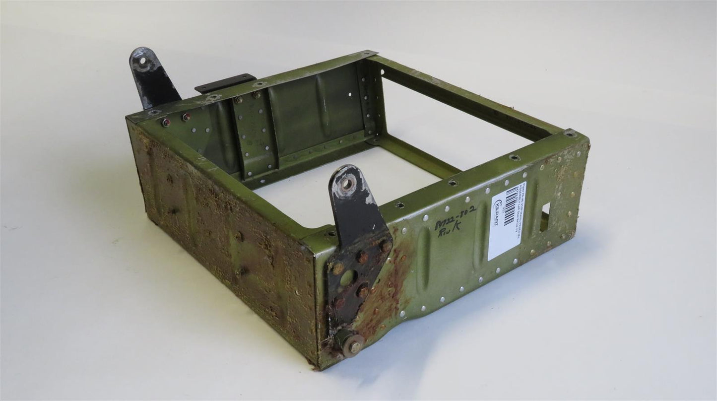 Piper PA-46-310P Malibu PEDESTAL ASSEMBLY Left Seat 84722-02 84722-002
