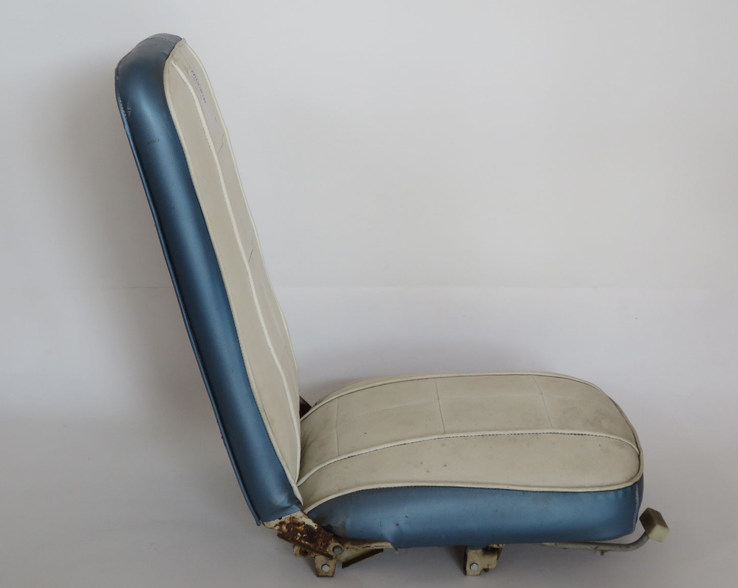 Cessna 150 RH Co-Pilot Seat Reclining 0400118-36 or 0400118-66 or 0400118-90