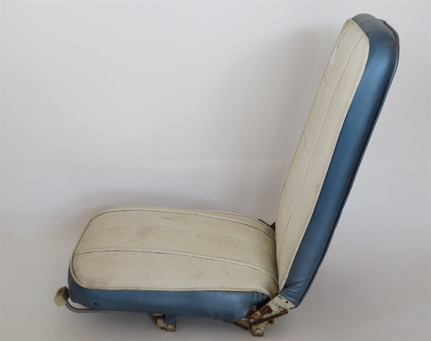 Cessna 150 LH Pilot Seat Reclining 0400118-35 or 0400118-65 or 0400118-89