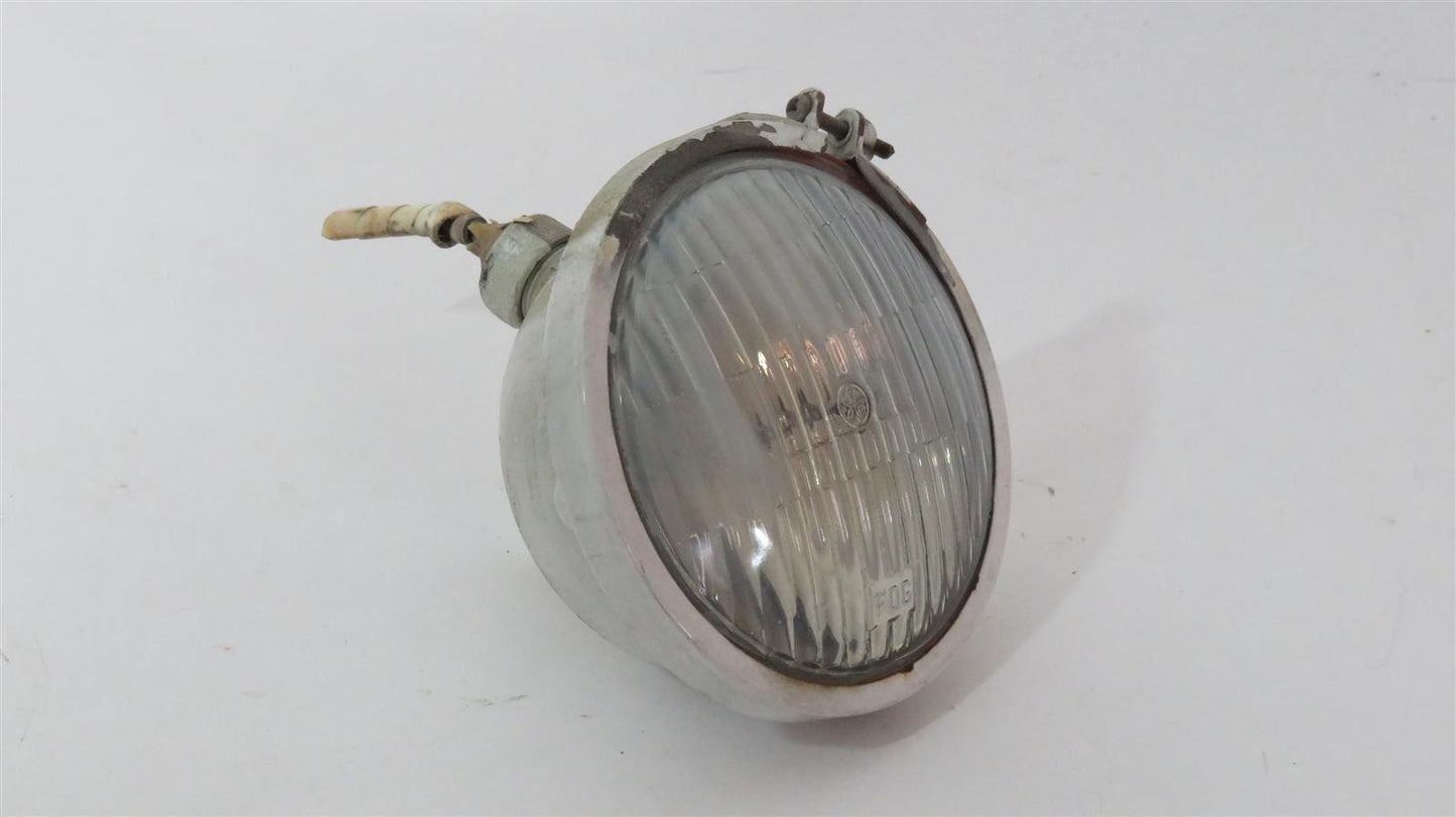 Hawker 125-700 800 Nose Gear Taxi Light Housing RH 25-7FN225-28A