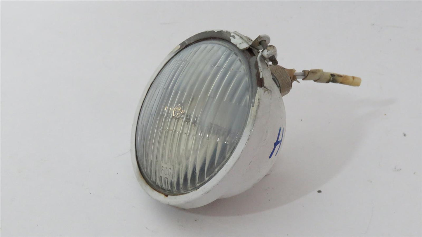 Hawker 125-700 800 Nose Gear Taxi Light Housing RH 25-7FN225-28A