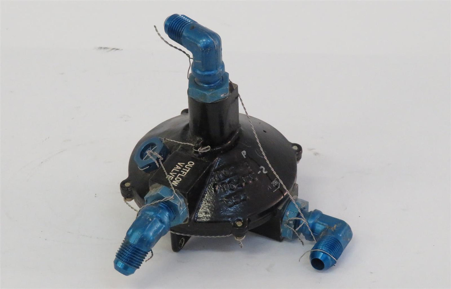 AIRESEARCH PNEUMATIC RELAY 107312-4-1