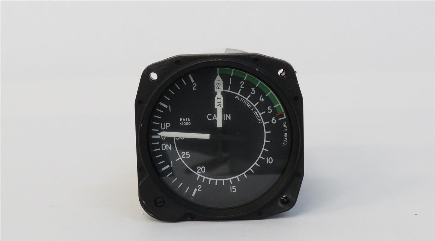 Piper PA-46-310P Malibu Cabin Alt Vertical Speed Indicator 3300-J39