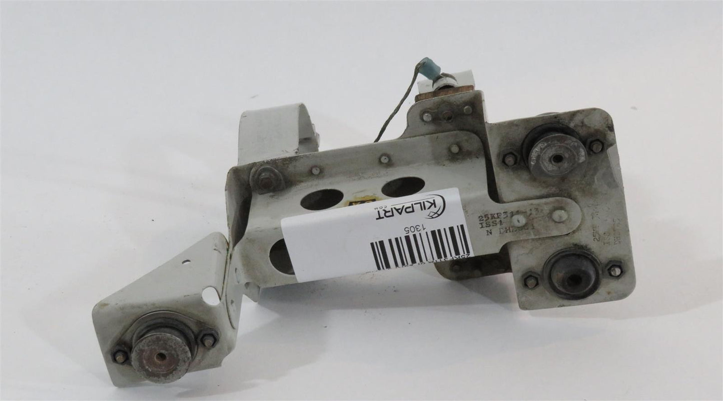 Hawker 125-700 800 DE-ICE PUMP METERING PUMP BRACKET ASSY 25KF311A or 25KF311AB