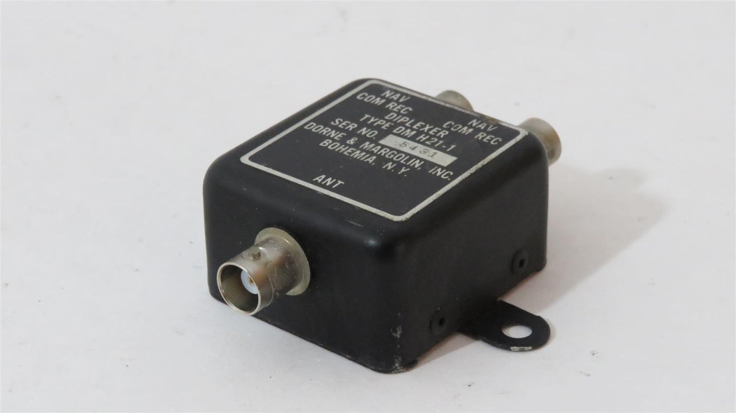 Nav Com  Antenna Diplexer DM-H21-1