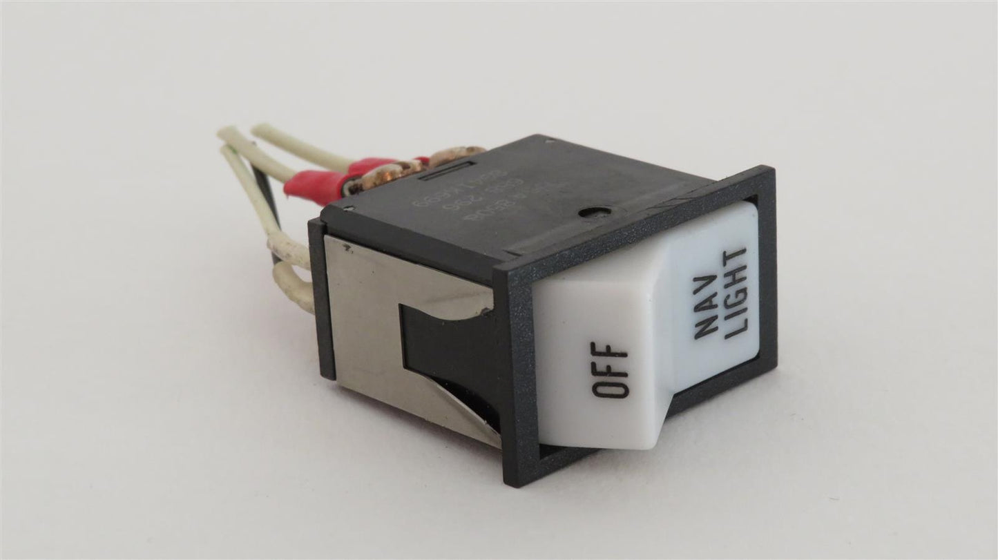 Piper PA-46-310P Malibu Nav Light Switch 688-296 8941-K699