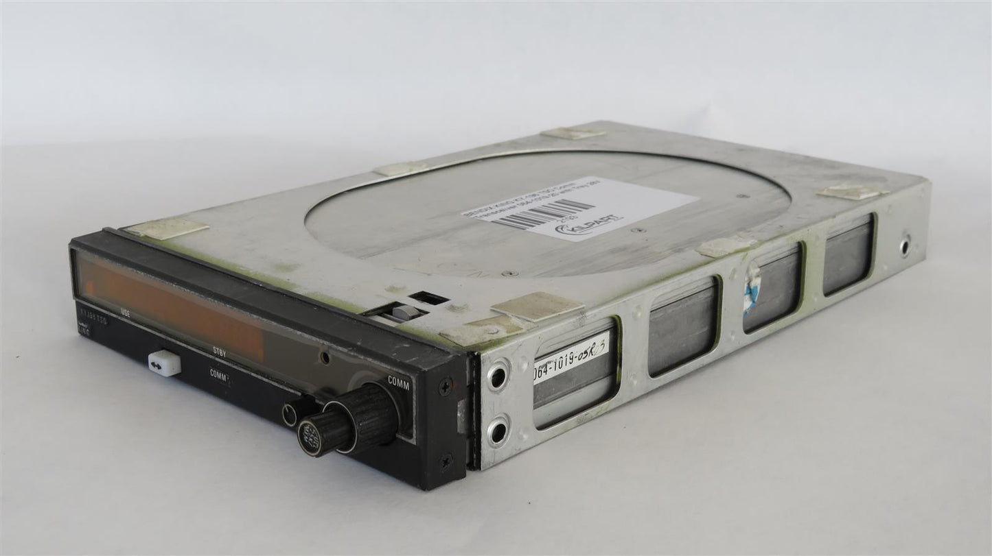 BENDIX KING KY-196 TSO Comm Transceiver 064-1019-20 with Tray 28V