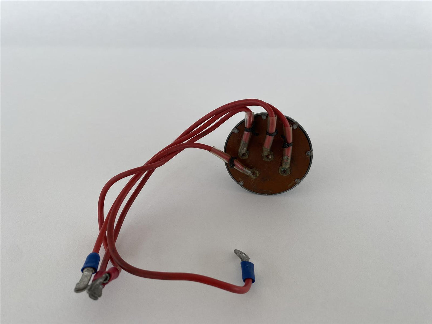 Beechcraft 95-B55 Baron LOCK TYPE SWITCH 96-380025