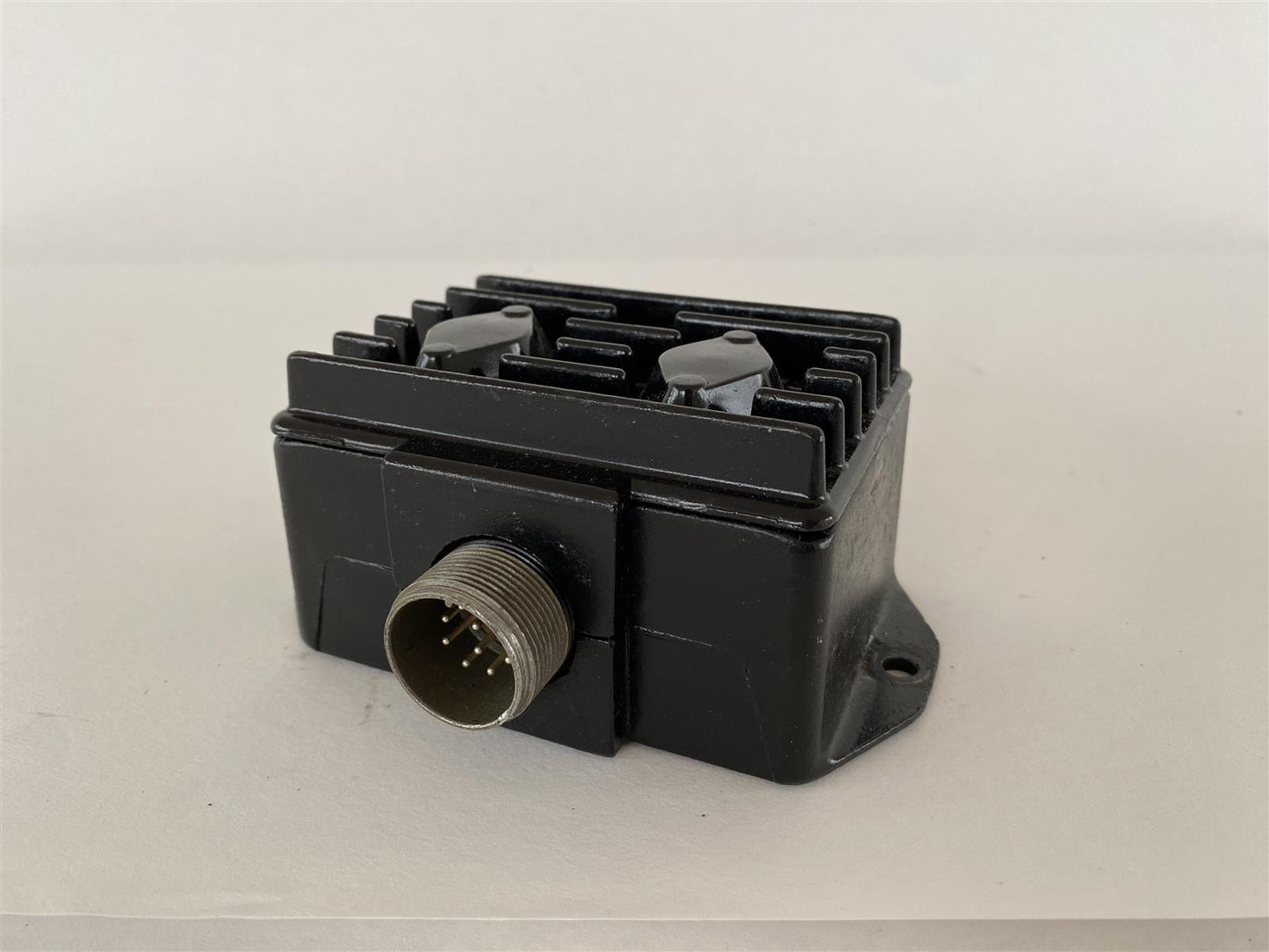 Voltage Regulator With Overvoltage Protection 60-389017-1