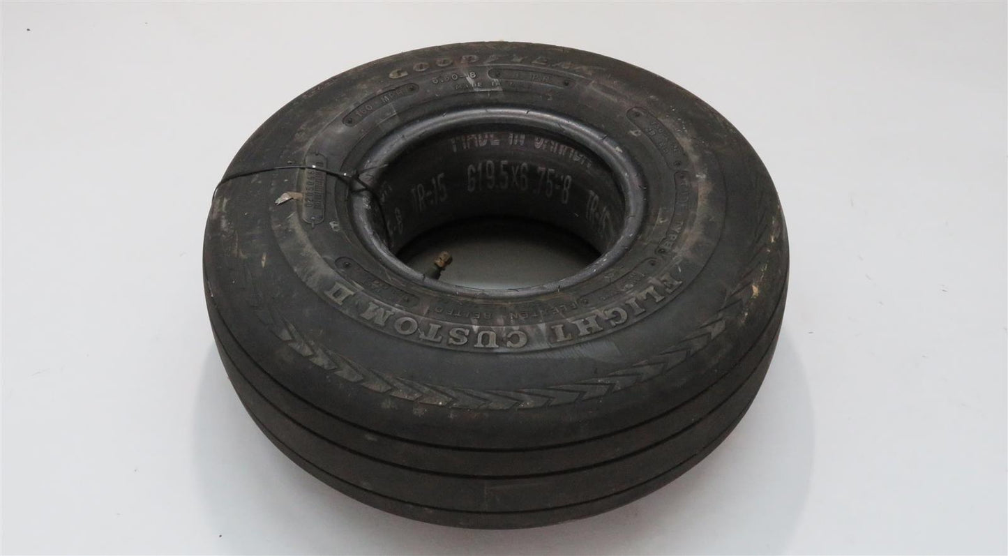 Aircraft Tire Goodyear Flight Custom II 6.50-8, 658C86-2 with Tube