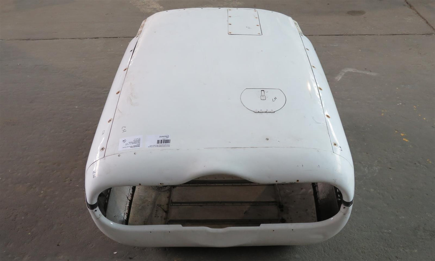 Beechcraft 95-B55 Baron LH Engine Cowling Assembly 96-910011-615