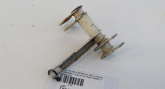 Piper PA-46-310P Malibu BELLCRANK ASSEMBLY Flap Drive Right 82905-11 82905-011