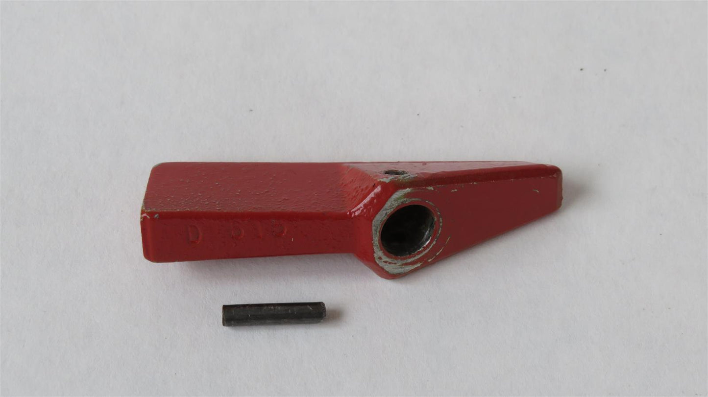 Beechcraft 95-B55 Baron Fuel Selector Handle with Pin 95-924026