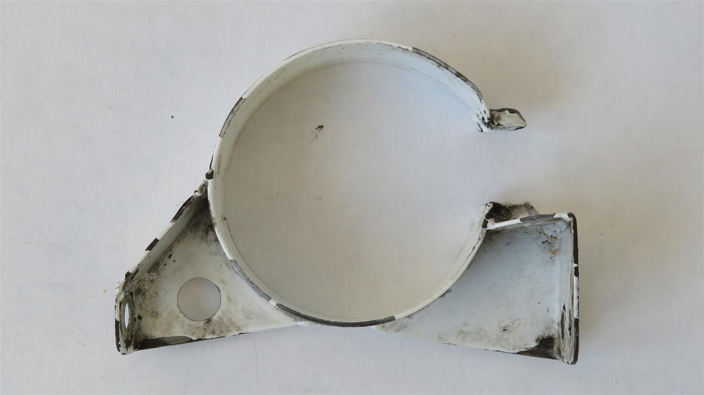 Beechcraft 95-B55 Baron RH Inboard Main Landing Gear Door Clamp 35-815004-1