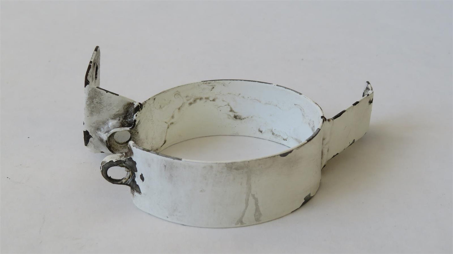 Beechcraft 95-B55 Baron RH Inboard Main Landing Gear Door Clamp 35-815004-1